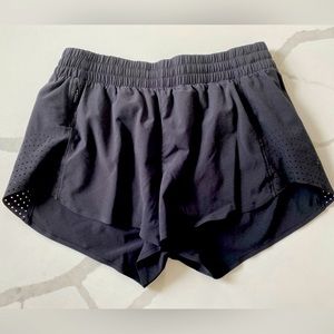 Athleta Hustle 3” Short Black XS